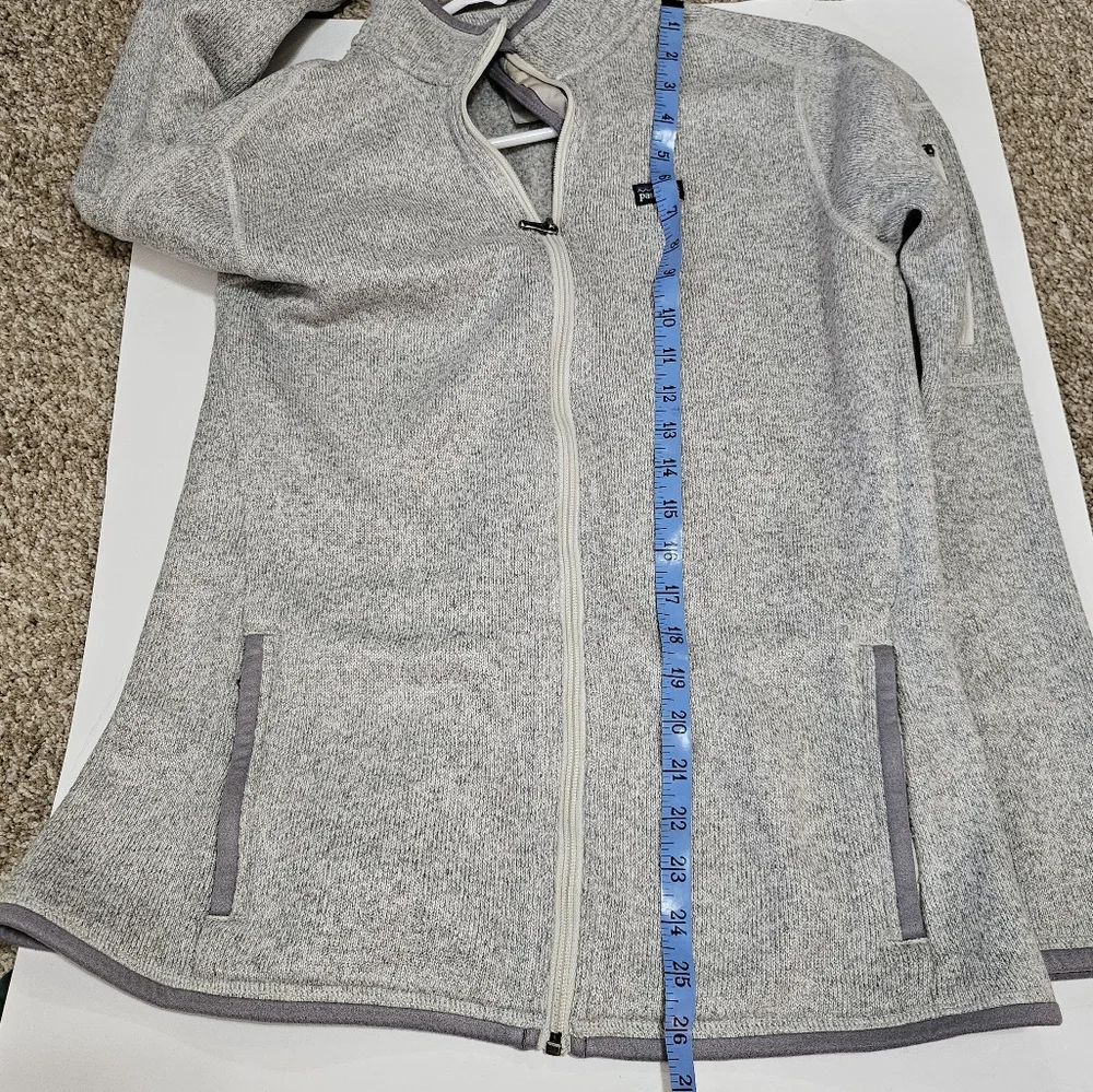 Patagonia Heathered Light Gray Full-Zip Jacket - Picture 12 of 14